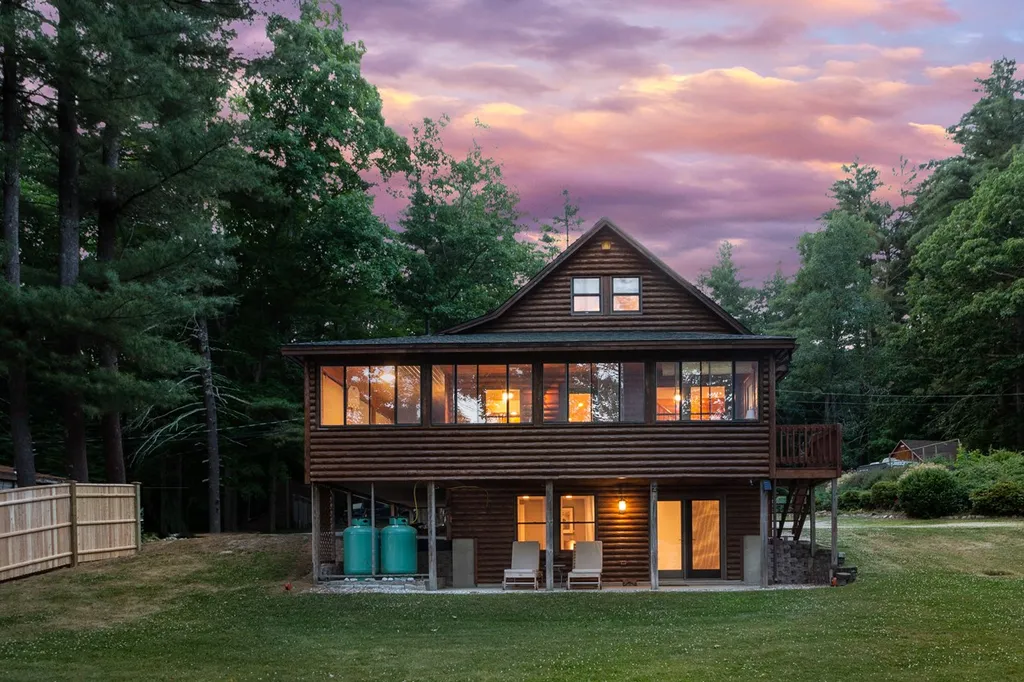 3 Allen Road Windham NH 03087