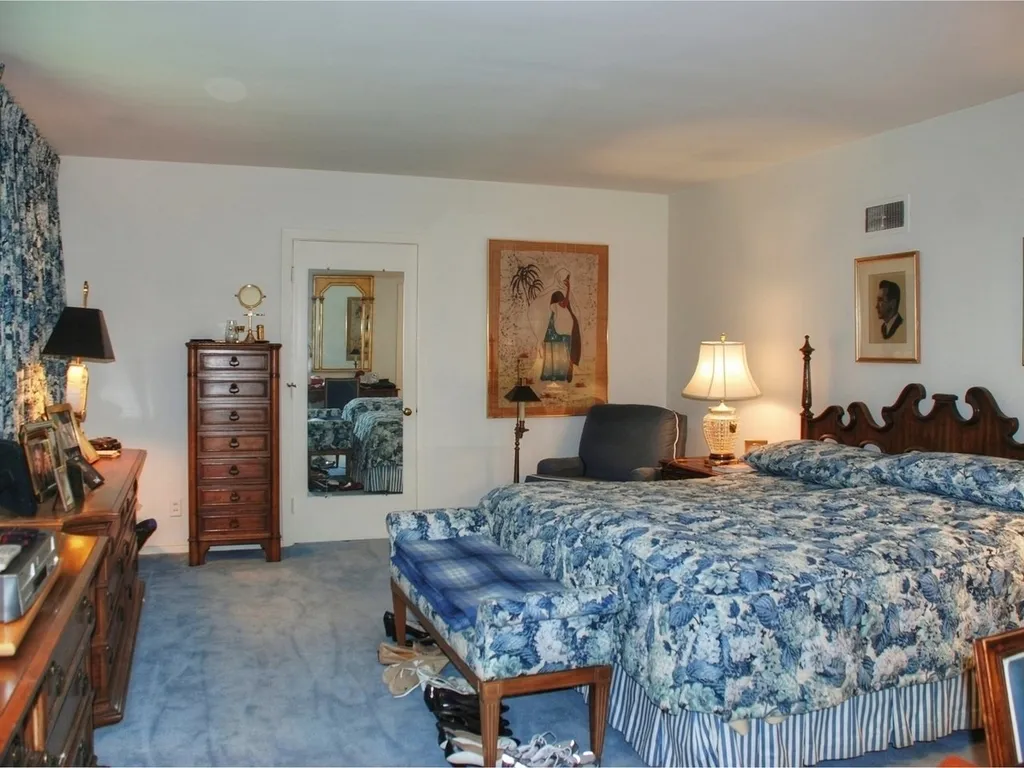 68 Crescent Road Burlington VT 05401