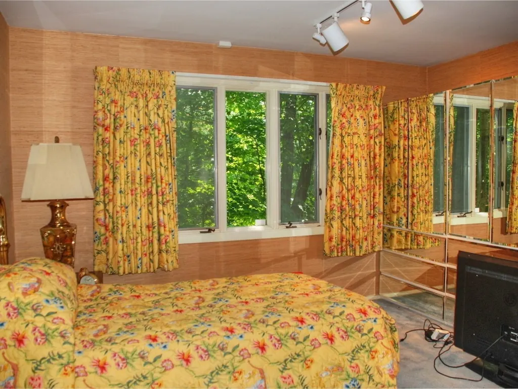 68 Crescent Road Burlington VT 05401