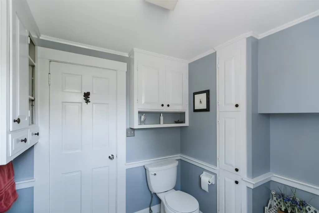 18 Brentwood Road Exeter NH 03833