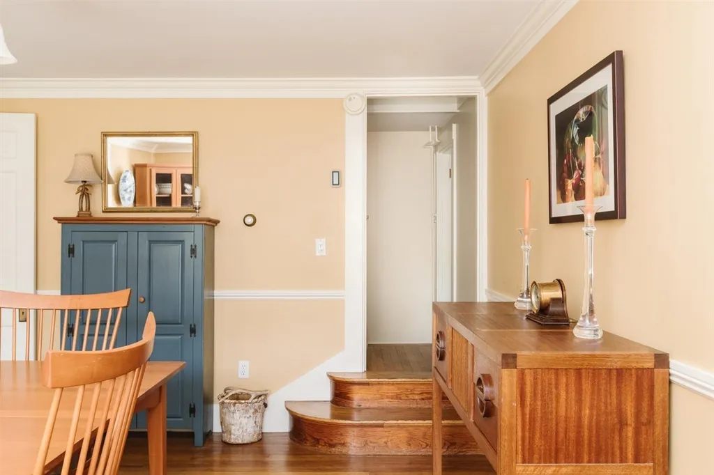 18 Brentwood Road Exeter NH 03833