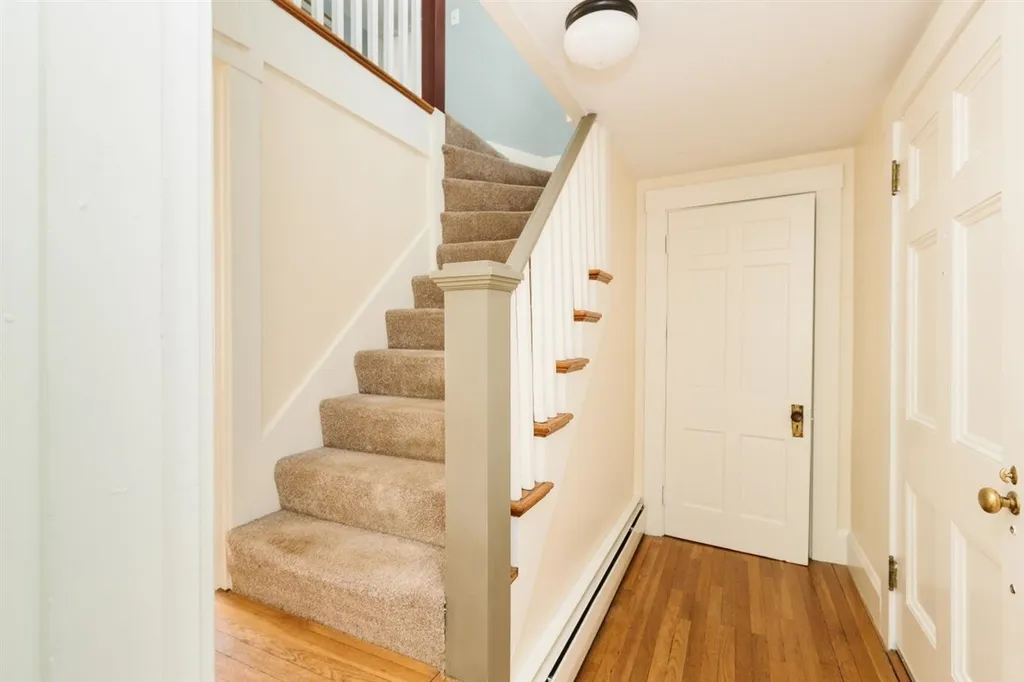 18 Brentwood Road Exeter NH 03833