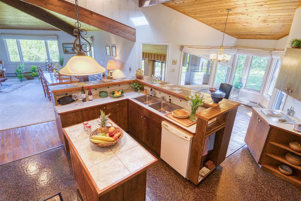 25 Valley View Court Westford VT 05494
