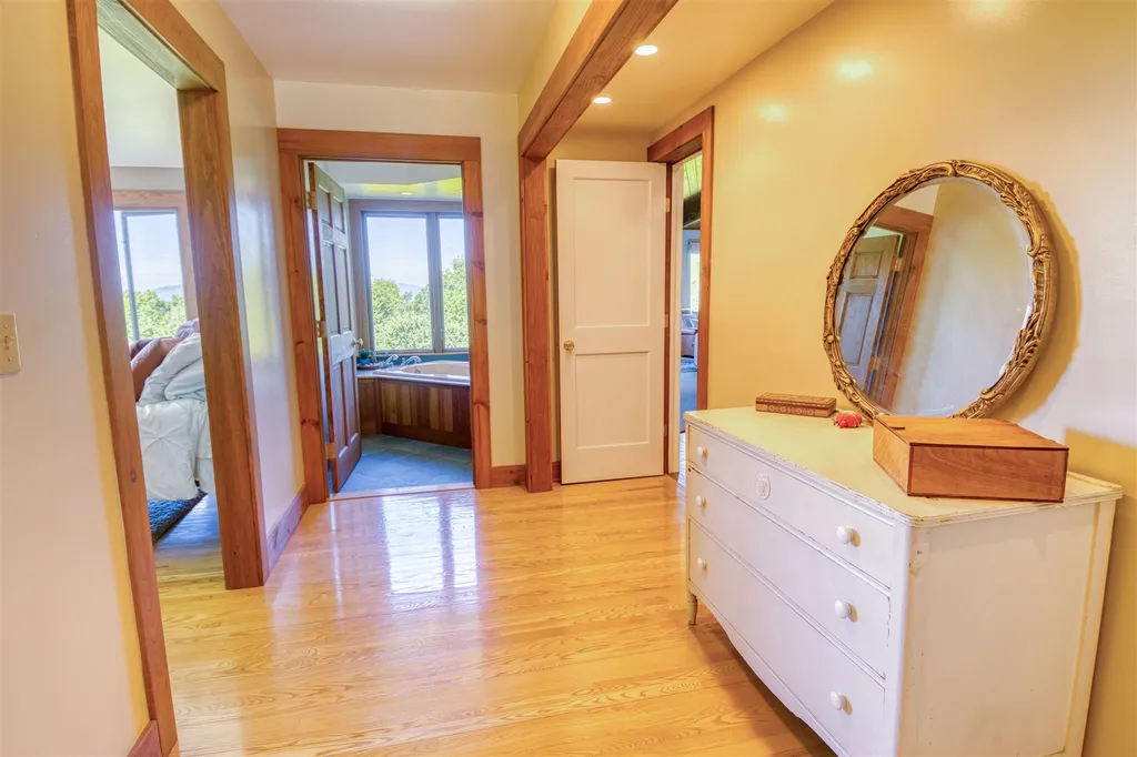 25 Valley View Court Westford VT 05494