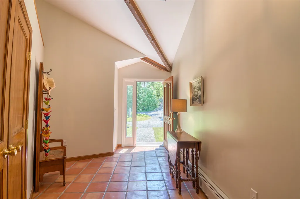 25 Valley View Court Westford VT 05494