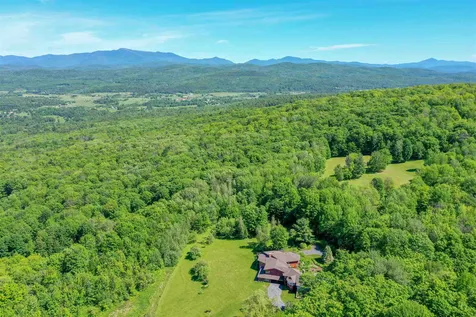 25 Valley View Court Westford VT 05494