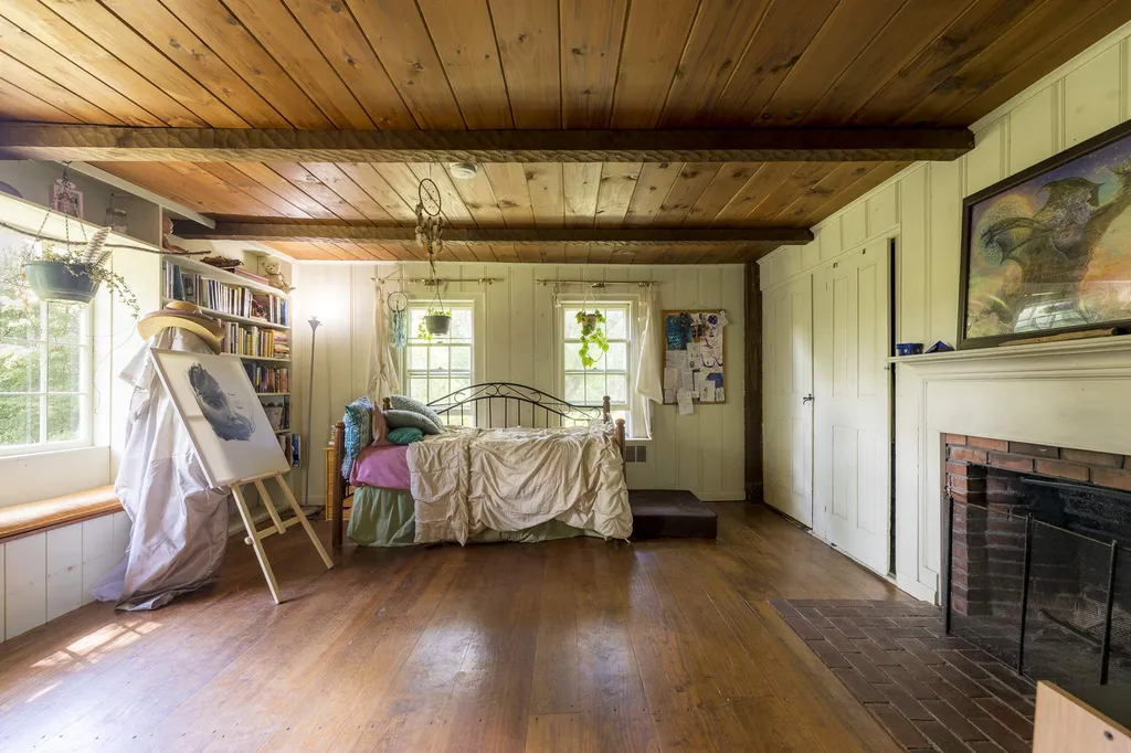 146 Dyer Road Sharon VT 05065