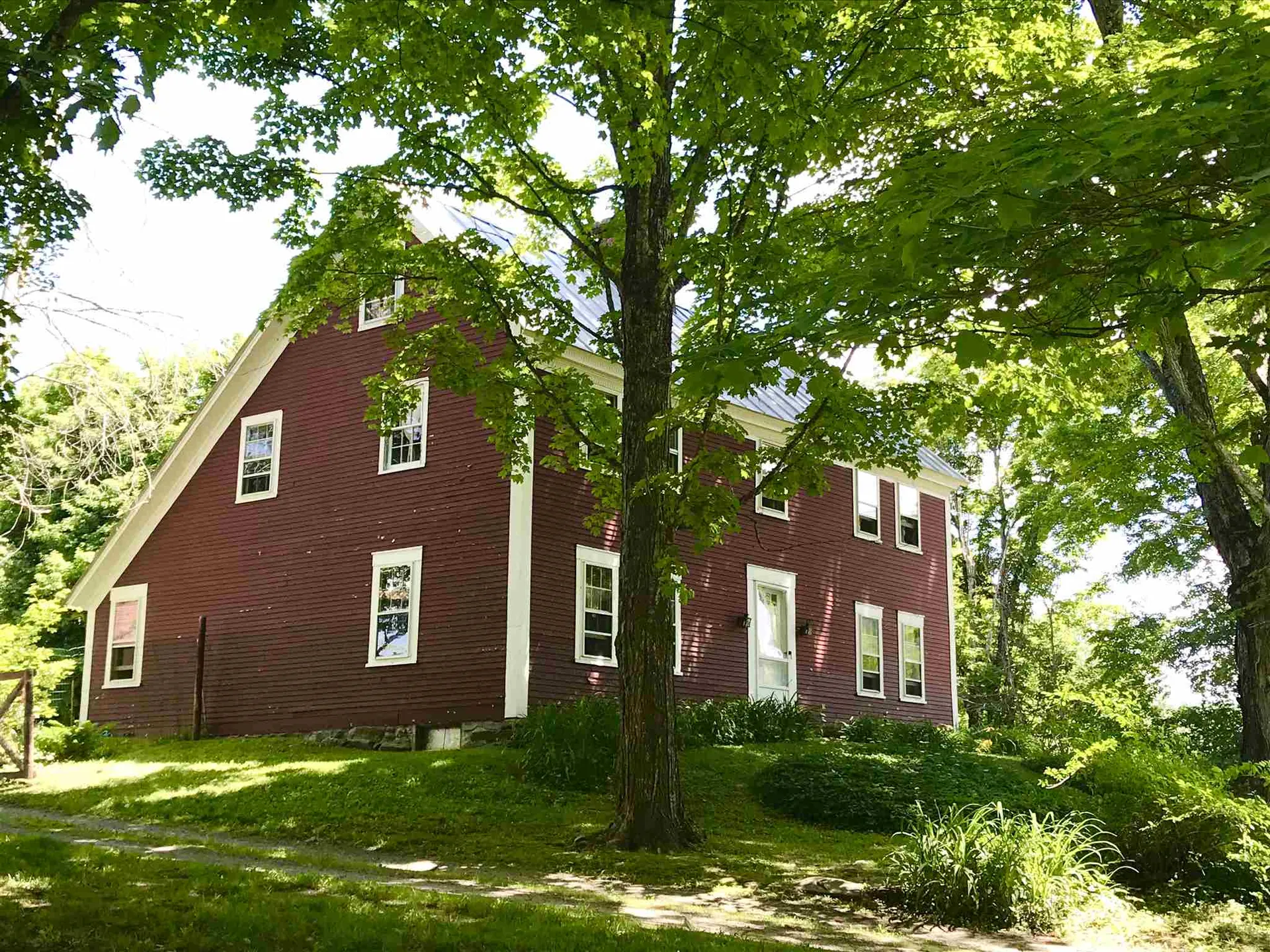 146 Dyer Road Sharon VT 05065