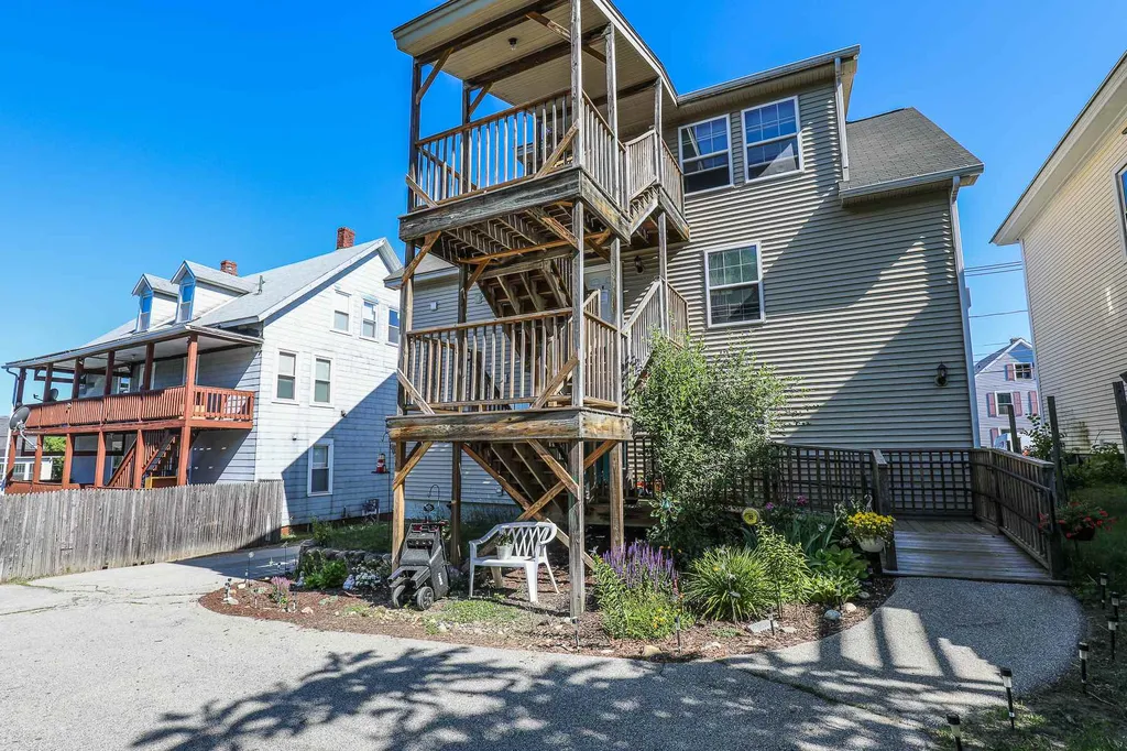 14 Ferry Street Allenstown NH 03275