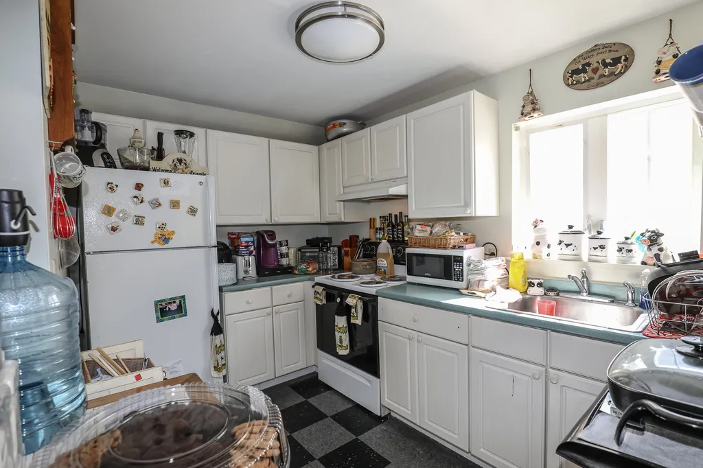 14 Ferry Street Allenstown NH 03275