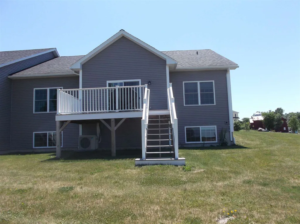 105 Harborview Drive St. Albans Town VT 05478