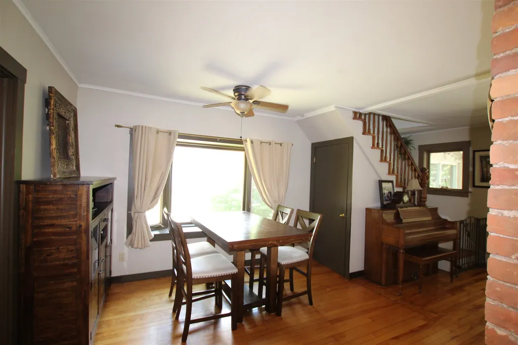 20 Grove Street Proctor VT 05765