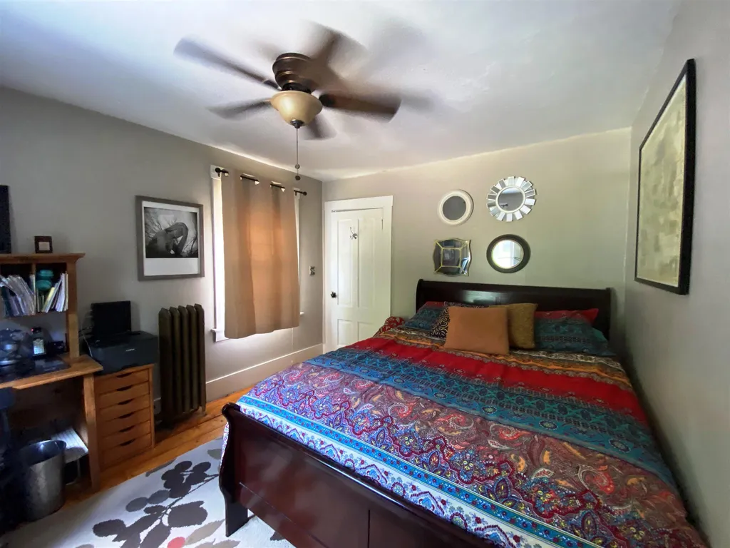 20 Grove Street Proctor VT 05765