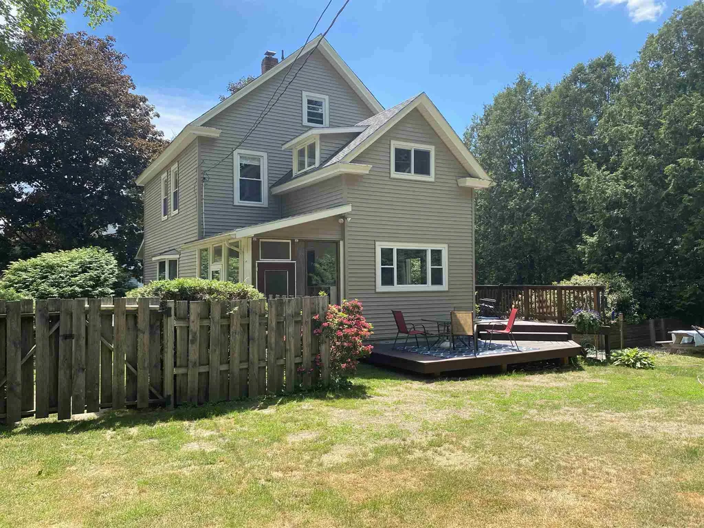 20 Grove Street Proctor VT 05765
