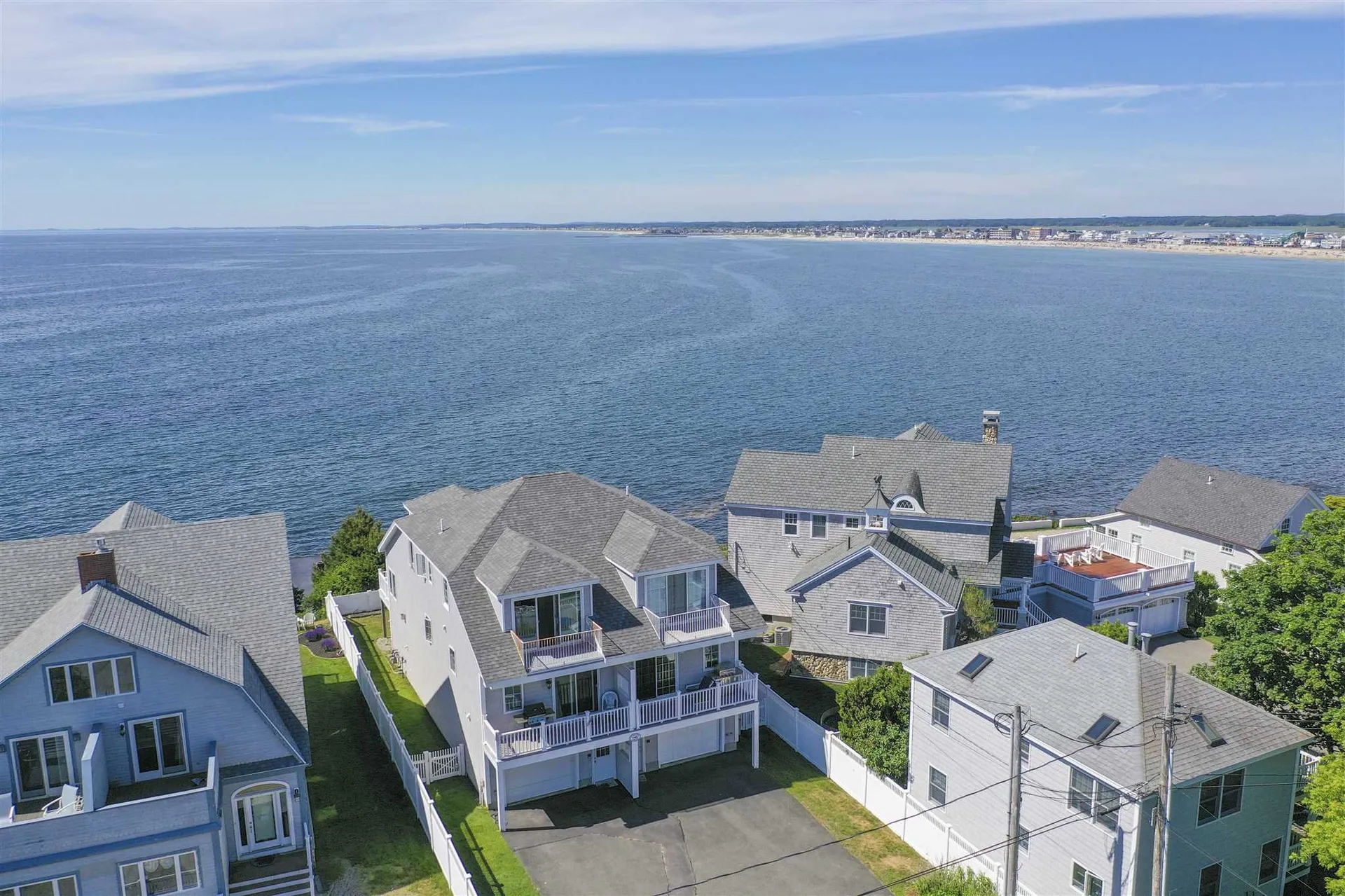 22 Cliff Avenue Hampton NH 03842