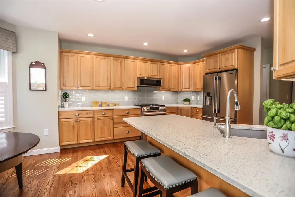 304 Sylvan Lane Manchester NH 03102