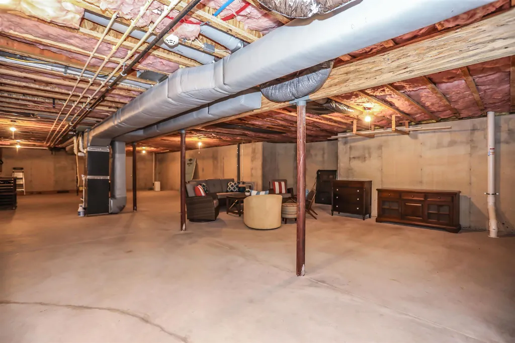 304 Sylvan Lane Manchester NH 03102