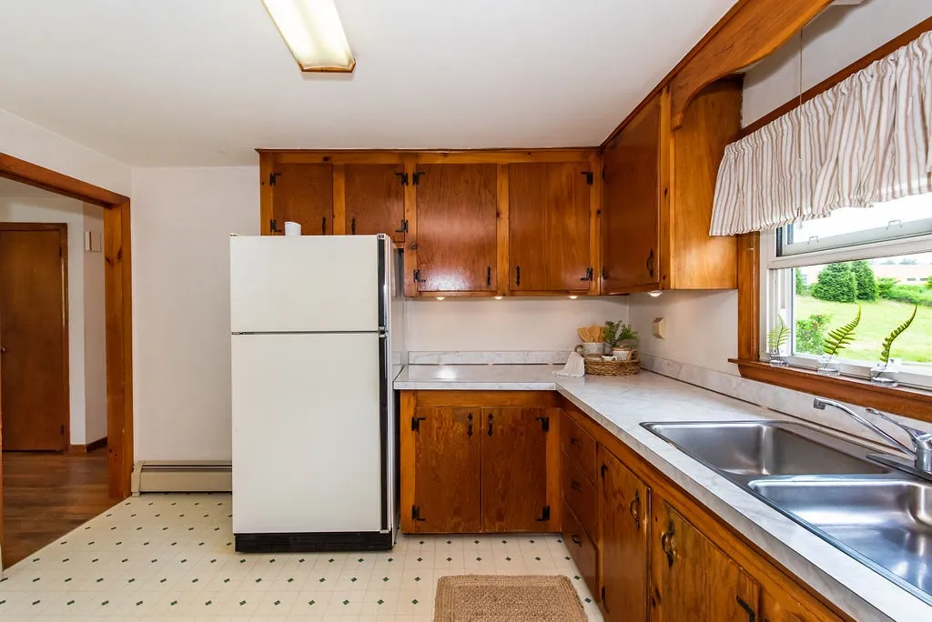 21 Mill Street Epping NH 03042