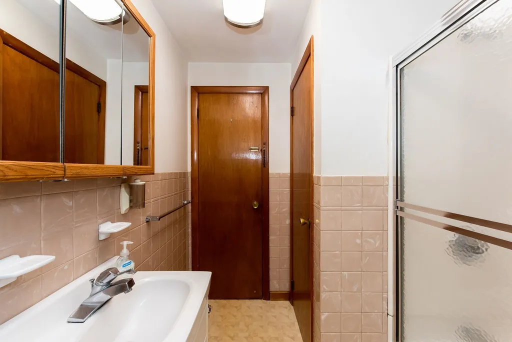 21 Mill Street Epping NH 03042