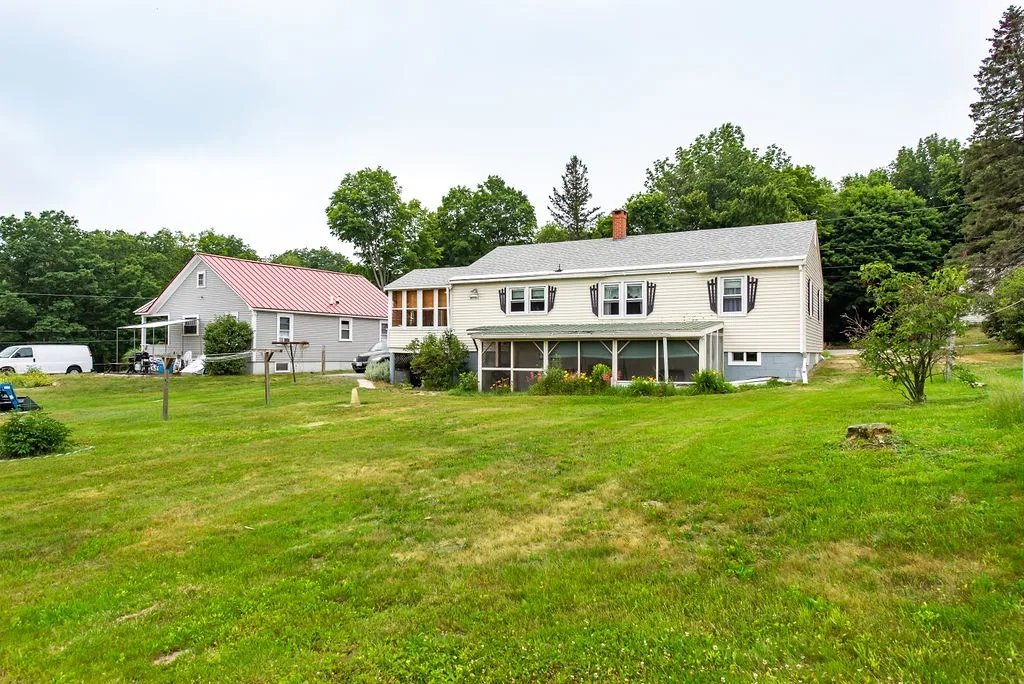 21 Mill Street Epping NH 03042
