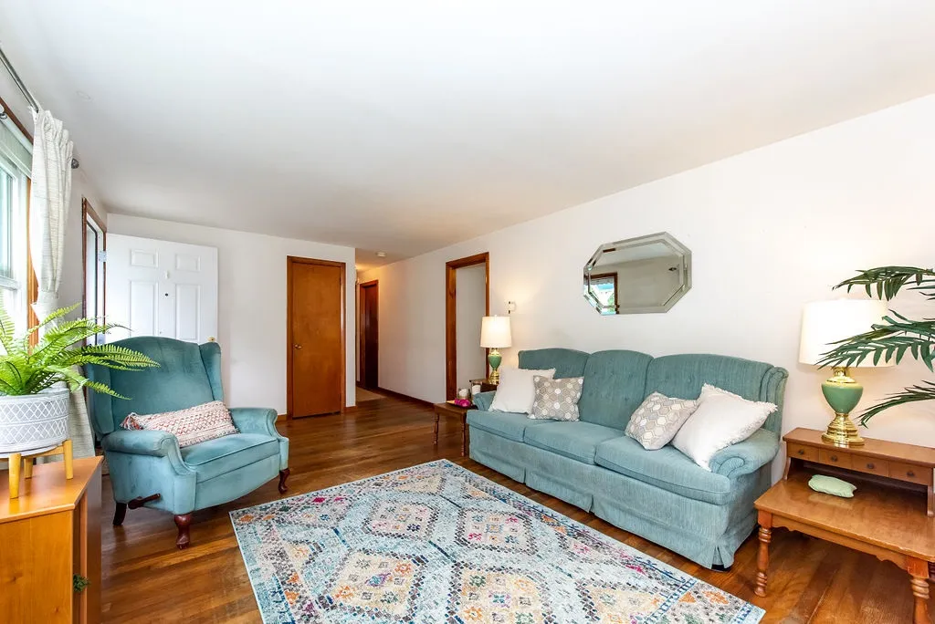21 Mill Street Epping NH 03042