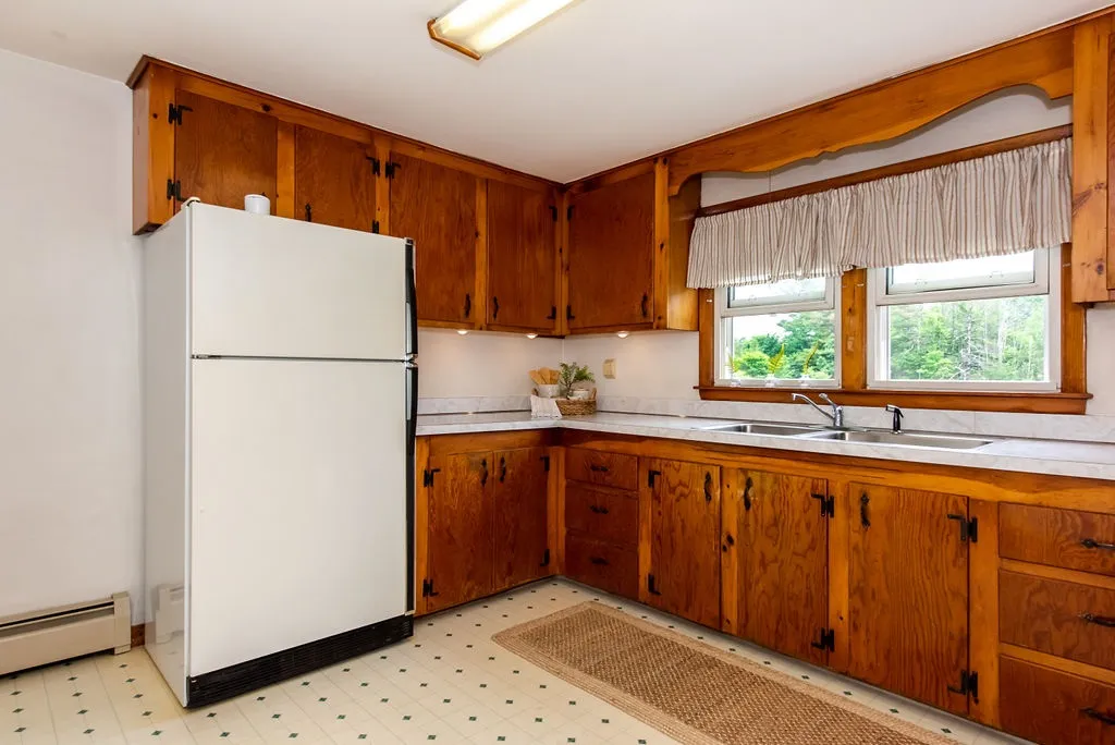 21 Mill Street Epping NH 03042