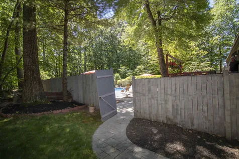 52 Redfield Circle Derry NH 03038