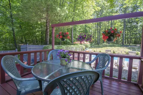 52 Redfield Circle Derry NH 03038