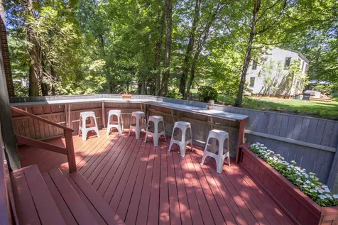 52 Redfield Circle Derry NH 03038