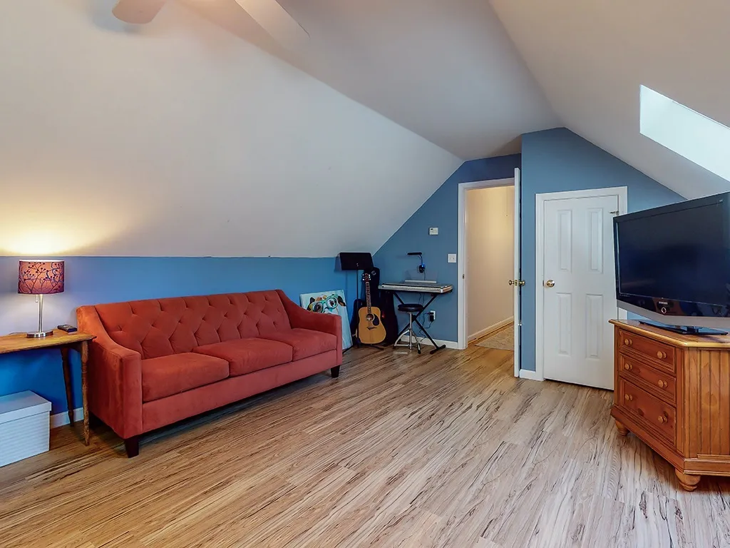 26 Sumac Lane Durham NH 03824-3214