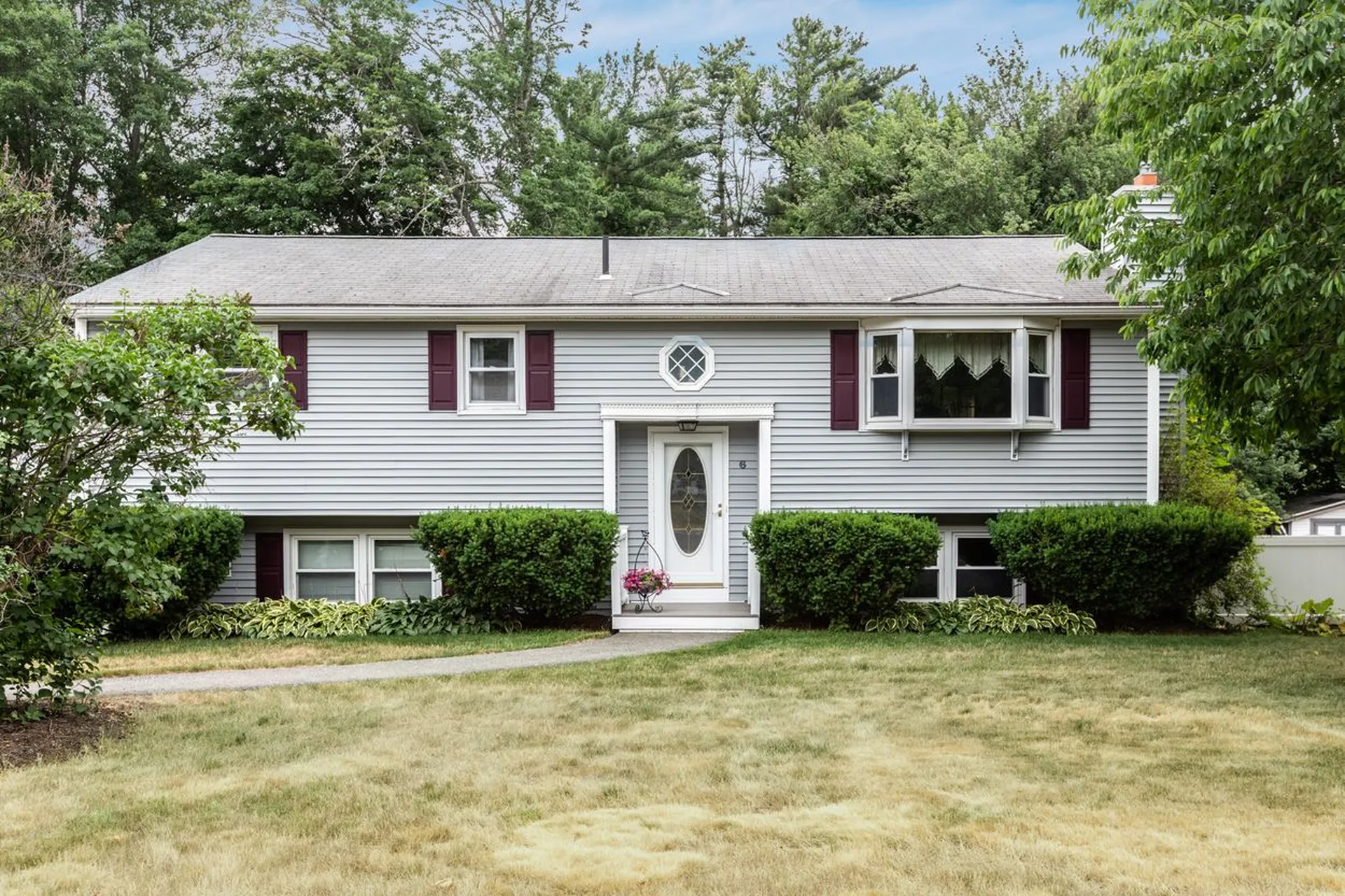 6 Dyson Drive Salem NH 03079