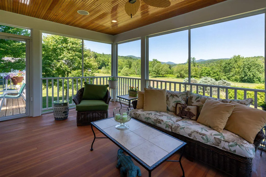 19 Smith Falls Lane Stowe VT 05672