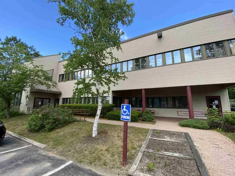 74 Pleasant Street New London NH 03257