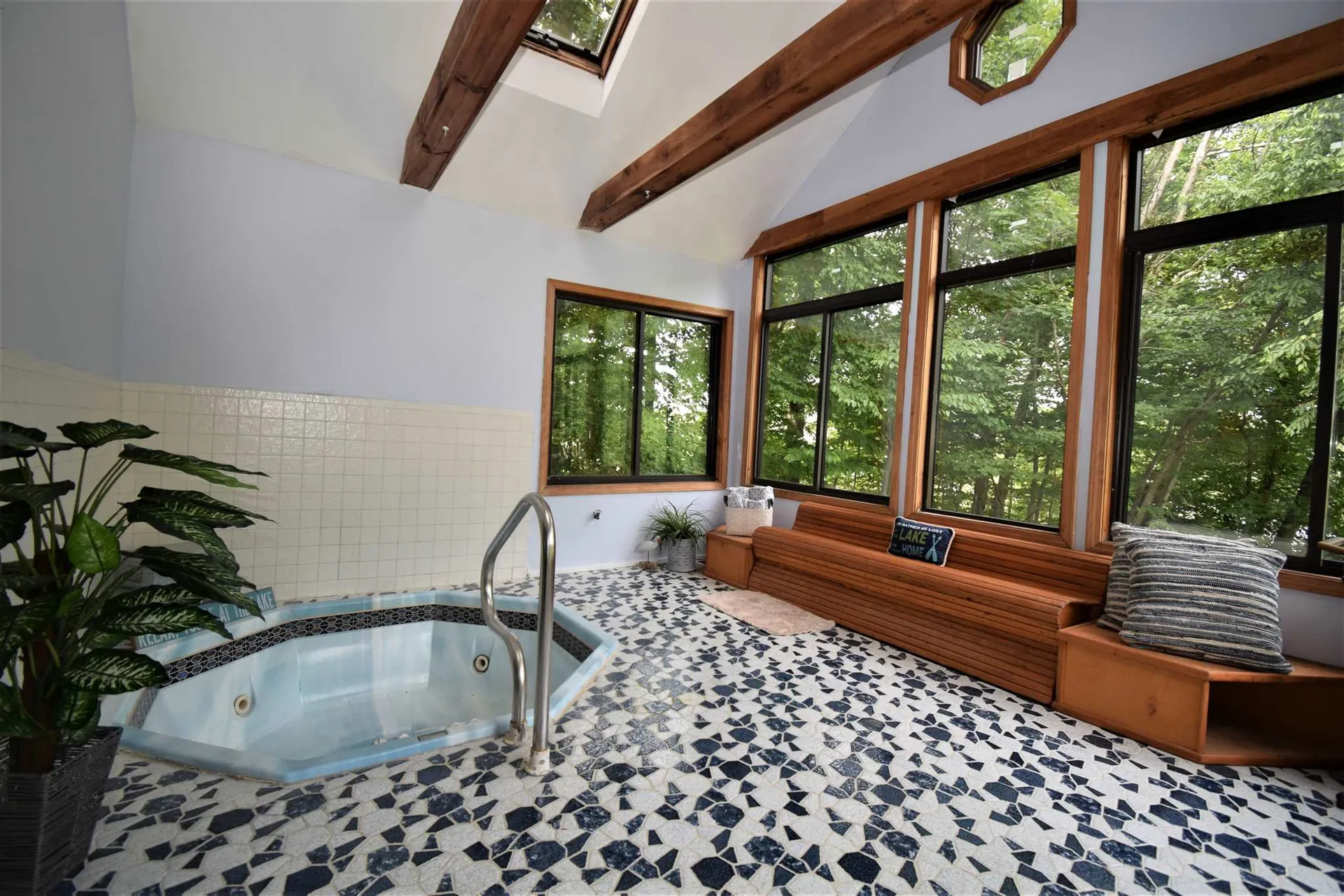7 Kimberly Road Kingston NH 03848