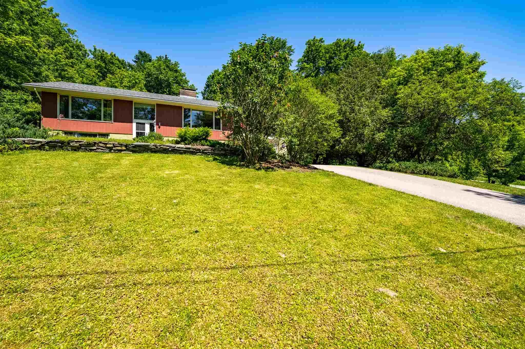 4 Walsh Terrace Jericho VT 05465