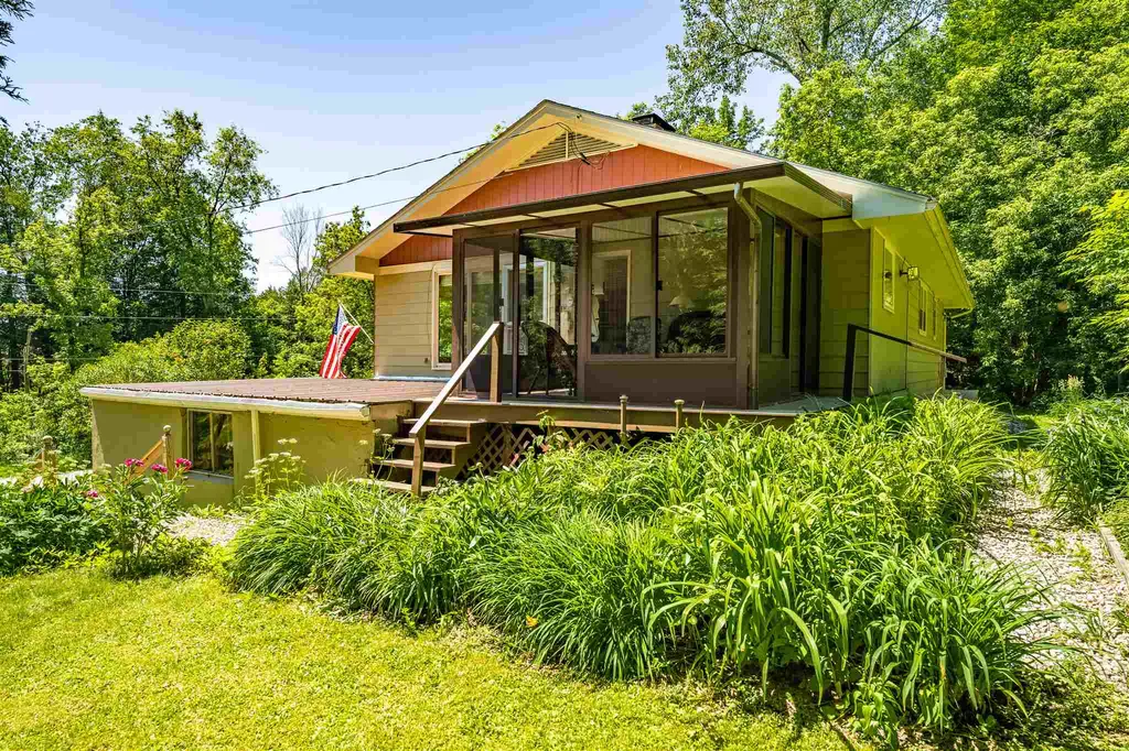 4 Walsh Terrace Jericho VT 05465