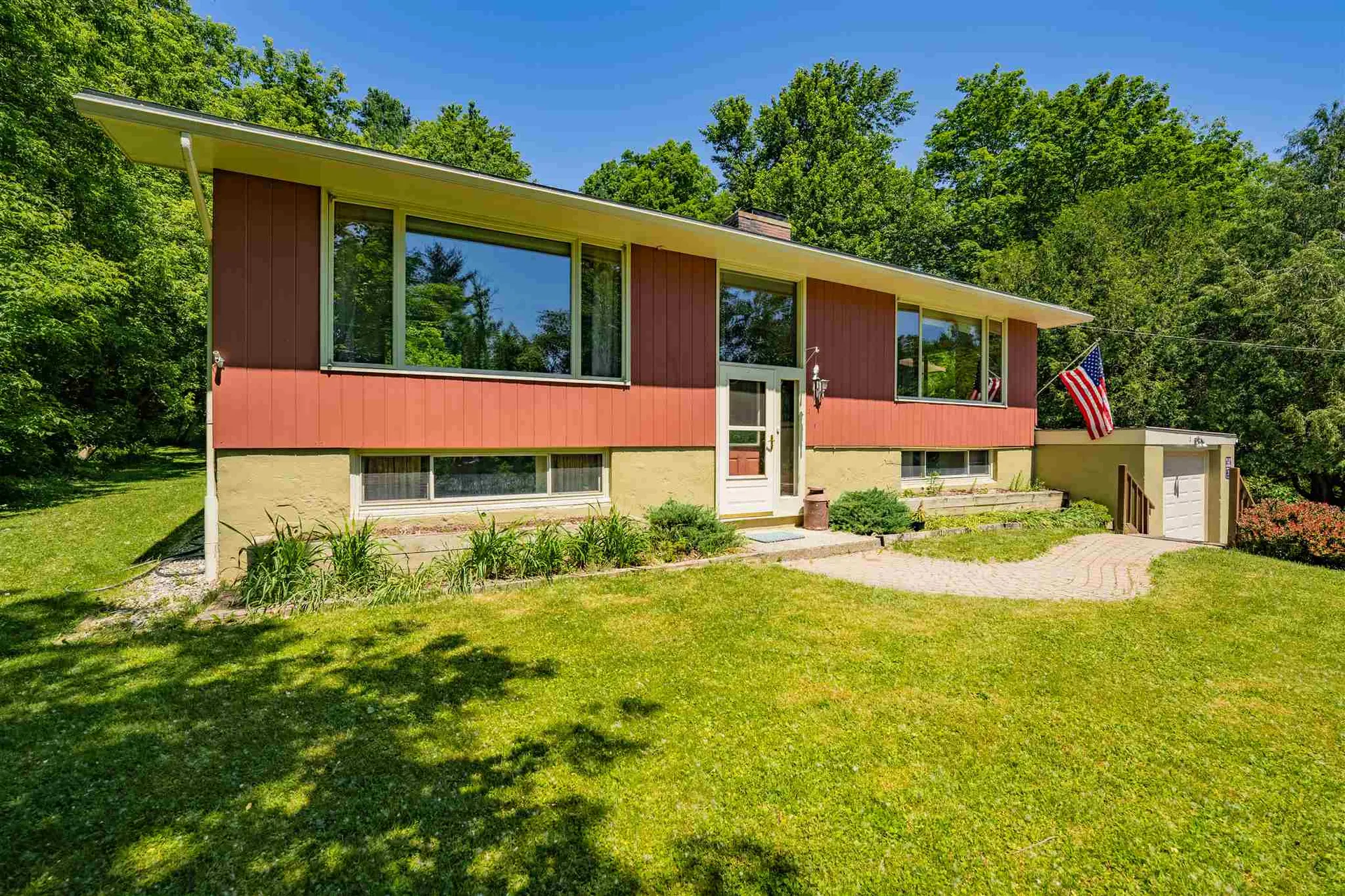 4 Walsh Terrace Jericho VT 05465