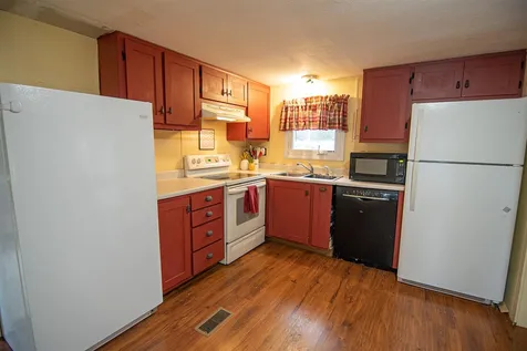 11 Chancellor Drive Concord NH 03303