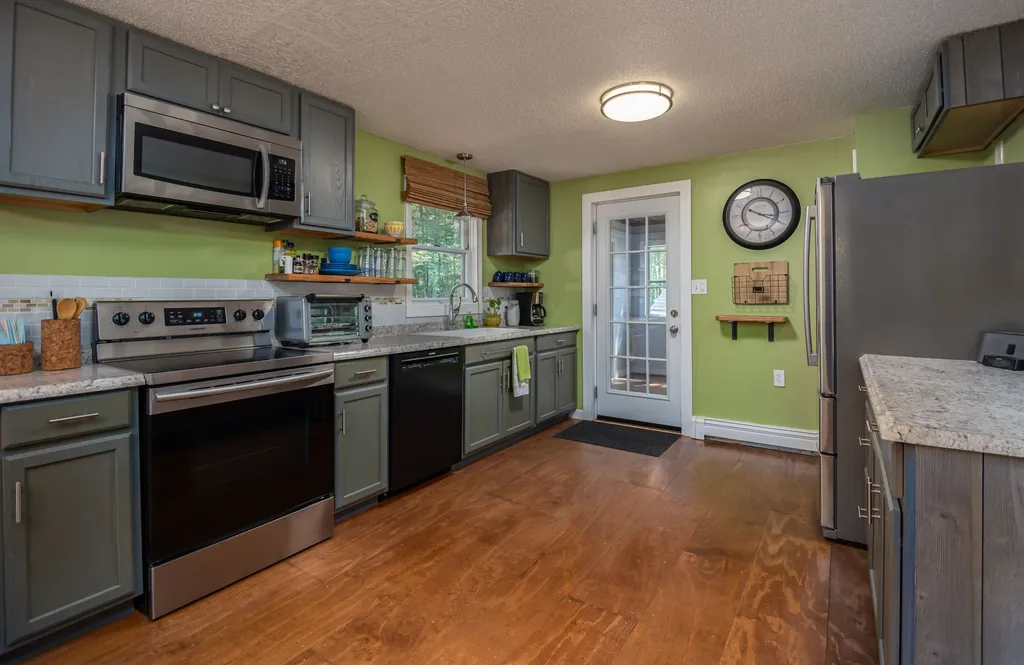6 Isabelle Lane Rochester NH 03867