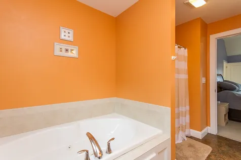 31 Hutchinson Lane New Boston NH 03070