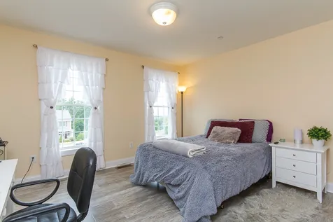 31 Hutchinson Lane New Boston NH 03070