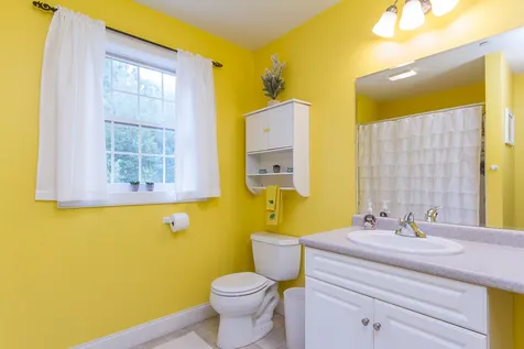 31 Hutchinson Lane New Boston NH 03070