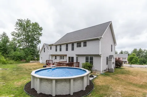 31 Hutchinson Lane New Boston NH 03070