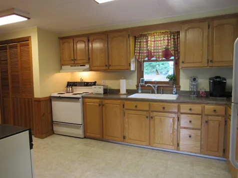 458 Hillsboro Street Berlin NH 03570