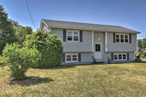 846 Old Claremont Road Charlestown NH 03603
