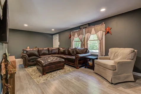 19 Drew Road New Durham NH 03855