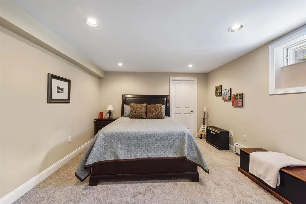 271 Burnt Hill Road New London NH 03257
