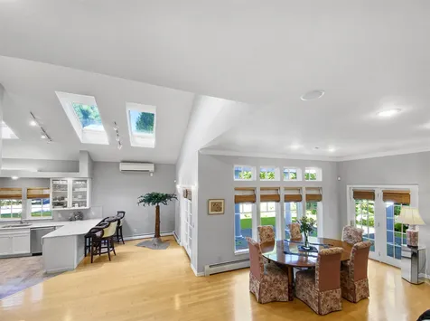 2 Bacchus Circle Hanover NH 03755