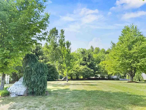 2 Bacchus Circle Hanover NH 03755