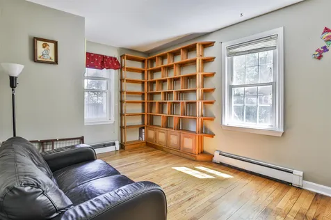 23 Stearns Street Manchester NH 03102